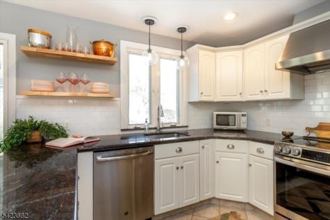29 Bradford Avenue West Orange NJ 07052