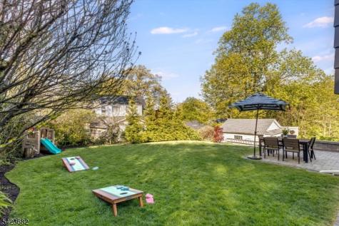 29 Bradford Avenue West Orange NJ 07052