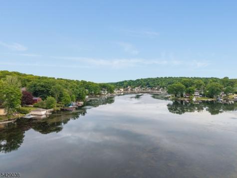 235 Hudson Avenue Hopatcong NJ 07843