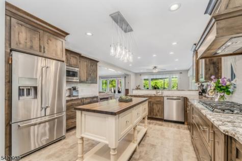 235 Hudson Avenue Hopatcong NJ 07843