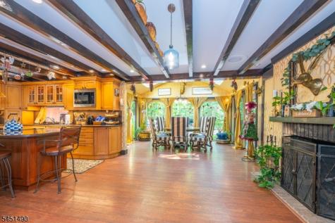 111 Ballantine Road Andover NJ 07821
