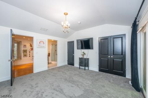 111 Ballantine Road Andover NJ 07821