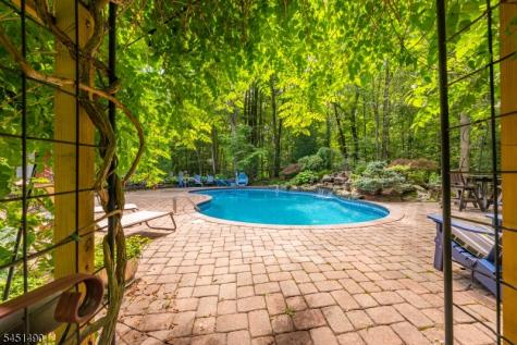 111 Ballantine Road Andover NJ 07821
