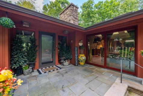 111 Ballantine Road Andover NJ 07821