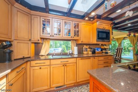 111 Ballantine Road Andover NJ 07821