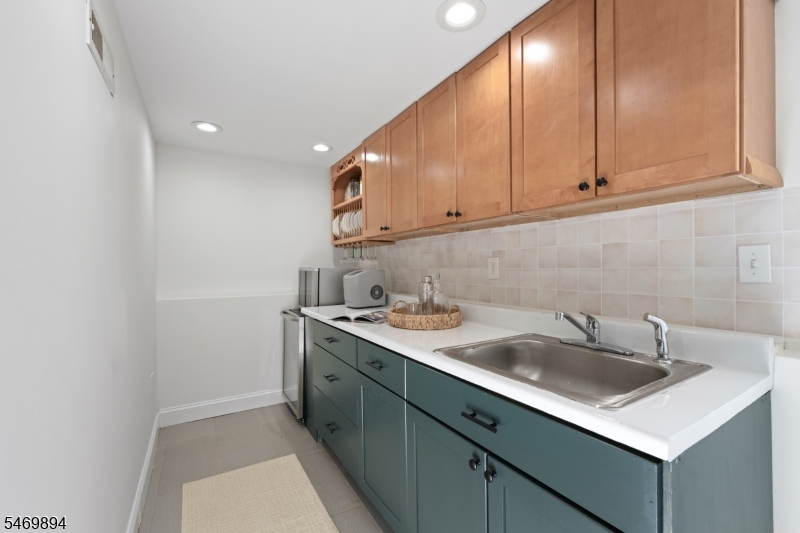 484 E Main Street Somerville NJ 08876
