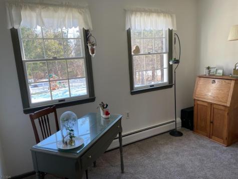 938 Potters Road Stillwater NJ 07860