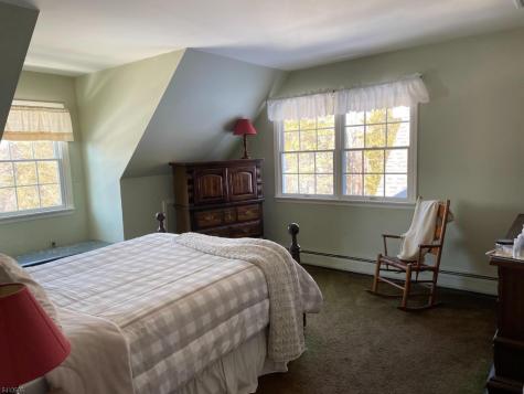938 Potters Road Stillwater NJ 07860