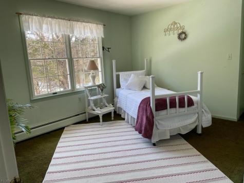 938 Potters Road Stillwater NJ 07860