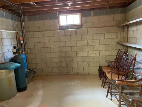 938 Potters Road Stillwater NJ 07860