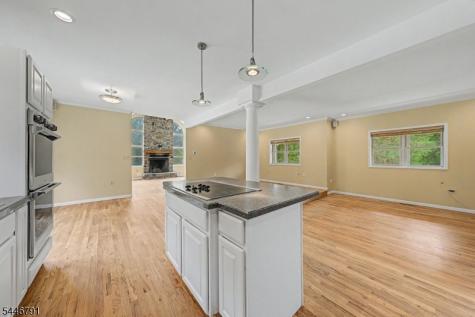 69 Lime Kiln Road Knowlton NJ 07832