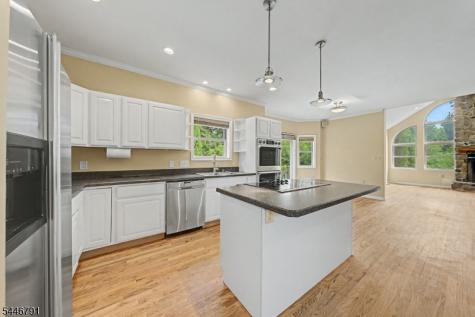 69 Lime Kiln Road Knowlton NJ 07832