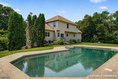 69 Lime Kiln Road Knowlton NJ 07832