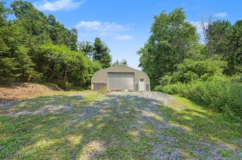 69 Lime Kiln Road Knowlton NJ 07832