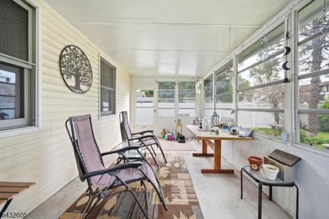 15 Orchard Street Bloomingdale NJ 07403