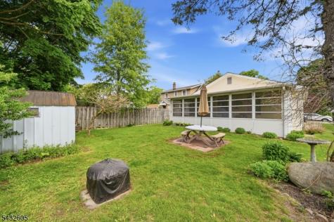 15 Orchard Street Bloomingdale NJ 07403