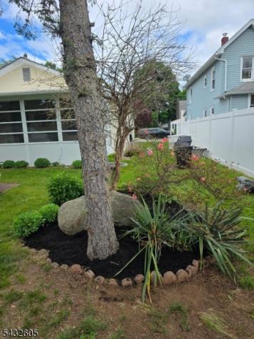 15 Orchard Street Bloomingdale NJ 07403