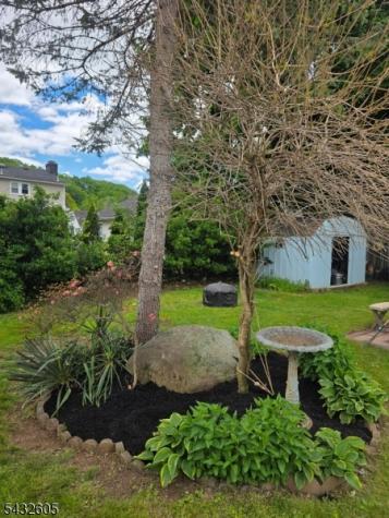 15 Orchard Street Bloomingdale NJ 07403