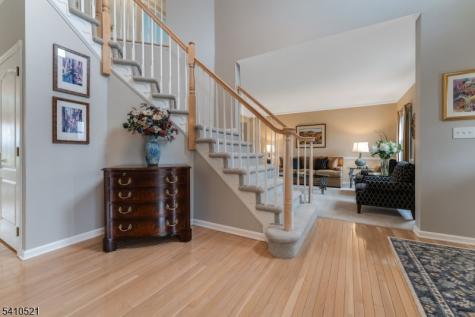 11 Messenger Lane Raritan NJ 08551