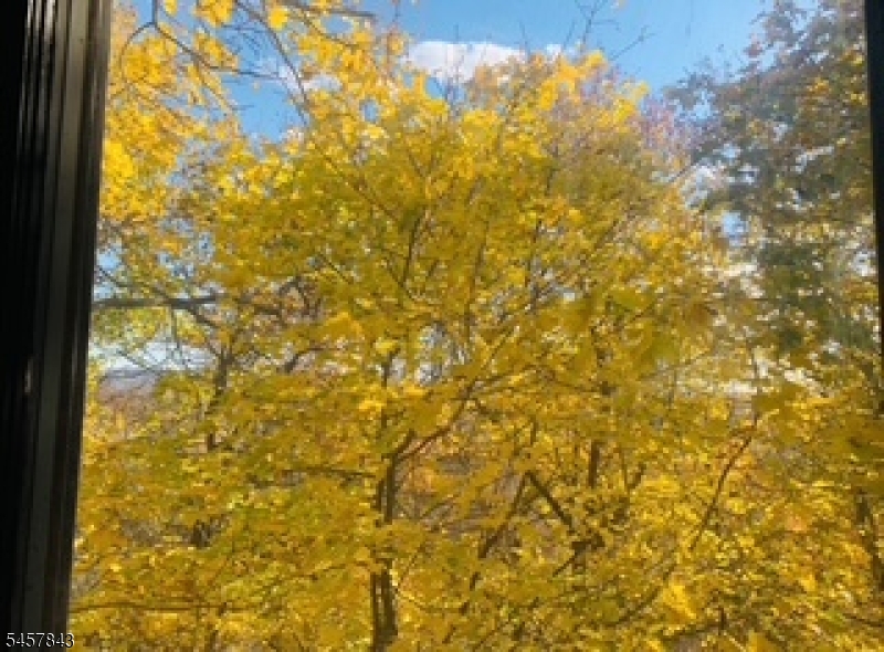 51 Tecumseh Path Lincoln Park NJ 07035