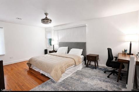 26 Benjamin Drive Springfield NJ 07081