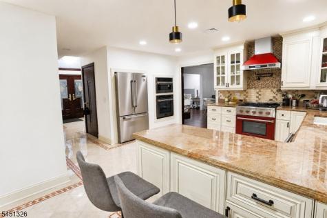26 Benjamin Drive Springfield NJ 07081