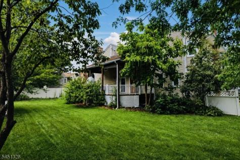 26 Benjamin Drive Springfield NJ 07081