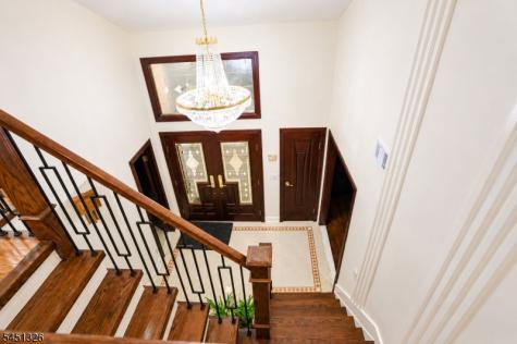 26 Benjamin Drive Springfield NJ 07081