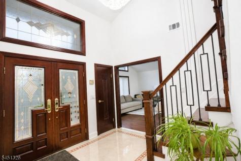 26 Benjamin Drive Springfield NJ 07081