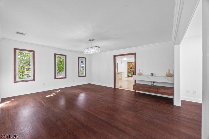 26 Benjamin Drive Springfield NJ 07081