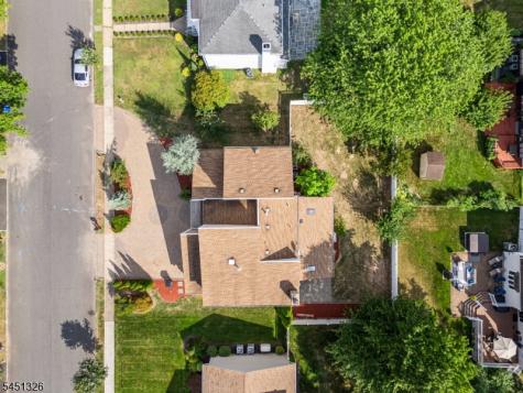 26 Benjamin Drive Springfield NJ 07081