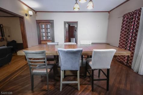 75 Chancellor Avenue Newark NJ 07112