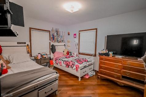 75 Chancellor Avenue Newark NJ 07112