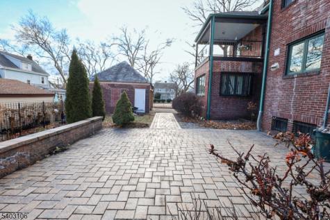 75 Chancellor Avenue Newark NJ 07112