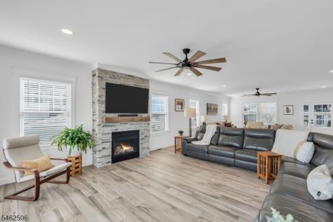 583 Bayview Drive Toms River Township NJ 08753