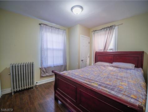 221 Rutledge Avenue East Orange NJ 07017