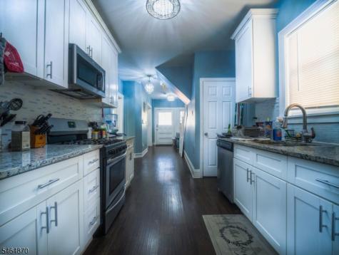 221 Rutledge Avenue East Orange NJ 07017