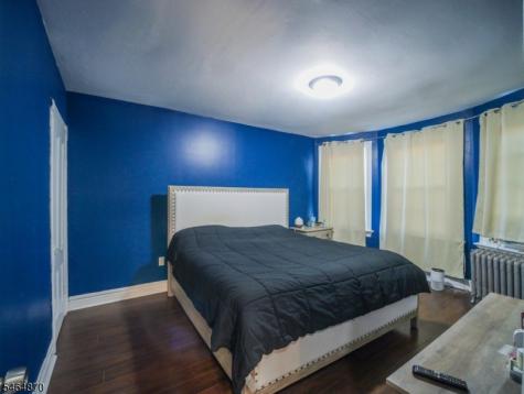 221 Rutledge Avenue East Orange NJ 07017
