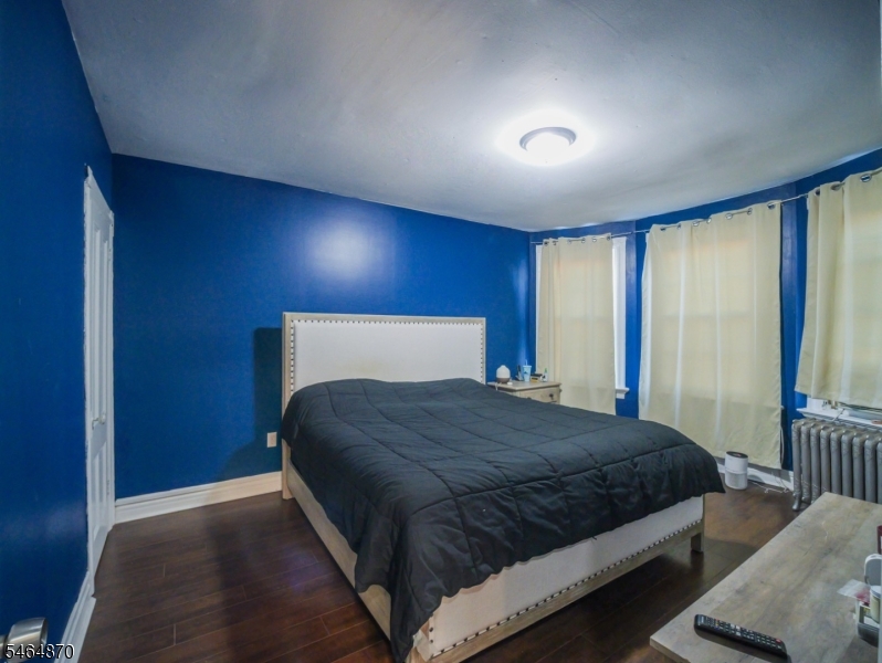221 Rutledge Avenue East Orange NJ 07017
