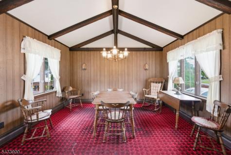 9 Winding Way Pequannock NJ 07444