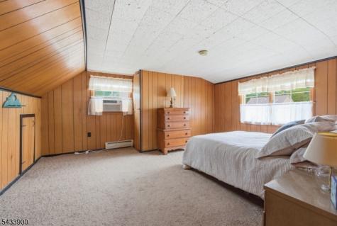 9 Winding Way Pequannock NJ 07444