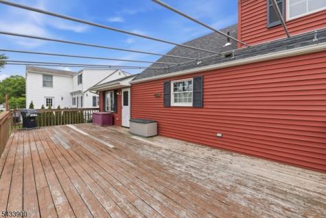 9 Winding Way Pequannock NJ 07444