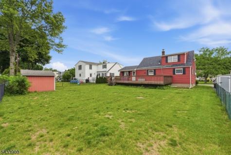 9 Winding Way Pequannock NJ 07444
