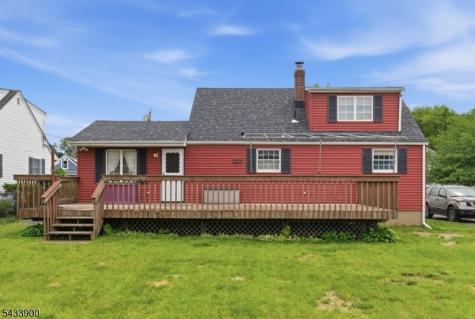 9 Winding Way Pequannock NJ 07444