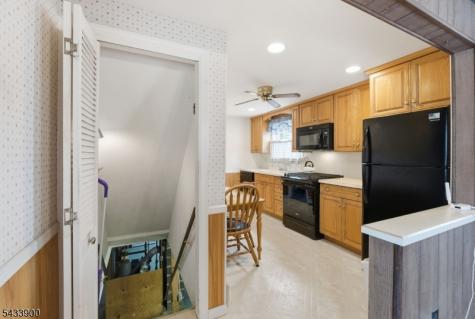 9 Winding Way Pequannock NJ 07444