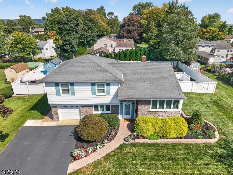810 Lynwood Street Raritan NJ 08869