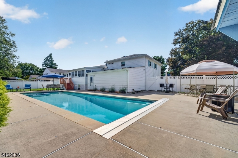 810 Lynwood Street Raritan NJ 08869