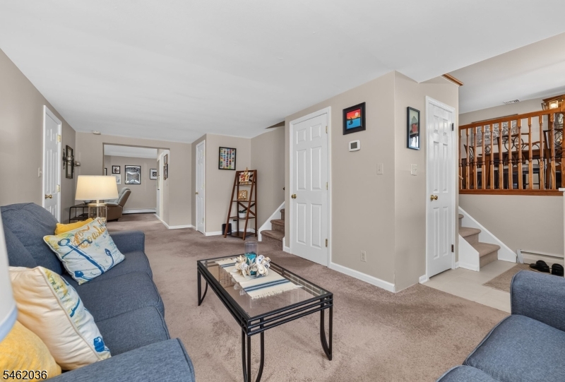 810 Lynwood Street Raritan NJ 08869