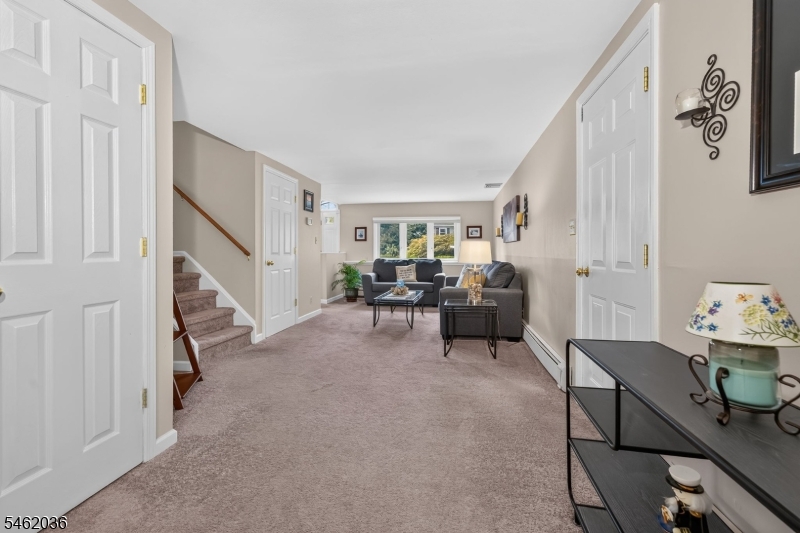 810 Lynwood Street Raritan NJ 08869