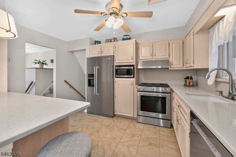 810 Lynwood Street Raritan NJ 08869